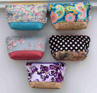 Stitch The Dot Cork Bottom Make-Up Case
