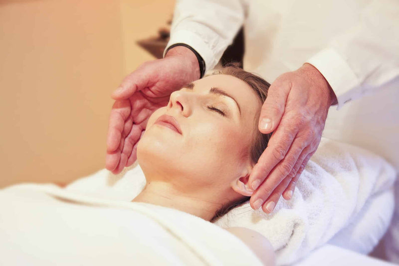 Reiki for Anxiety: Can Reiki Therapy Help With Anxiety?