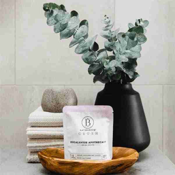 Bathorium Eucalyptus Apothecary Crush Bath Soak, 120 g