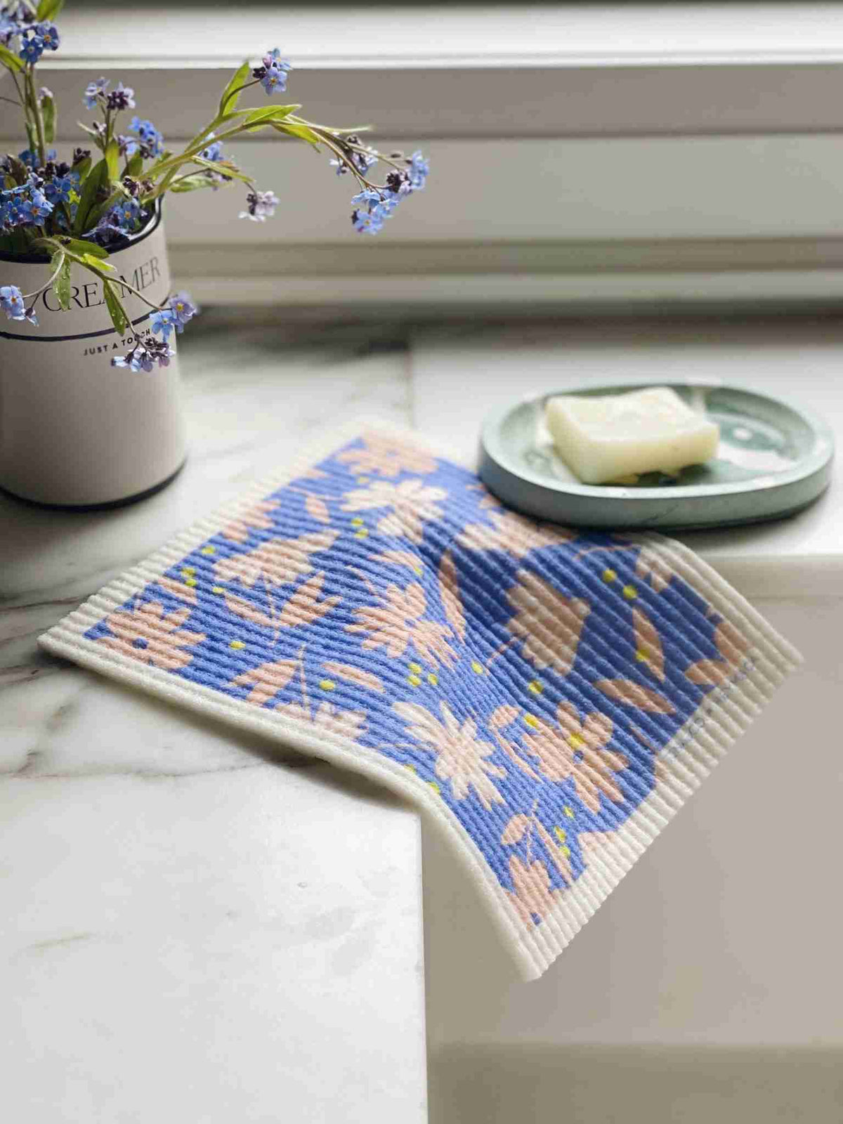 Ten And Co. Sponge Cloth X Hey Maca Gift Set