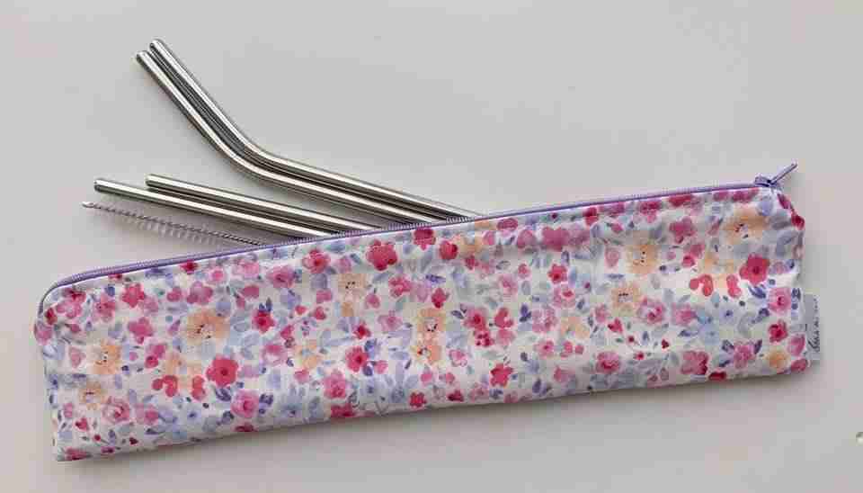 Stitch The Dot Straw Set With Pouch