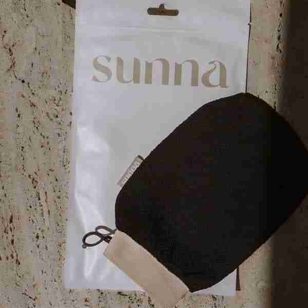 Sunna Buff Me Exfoliating Mitt