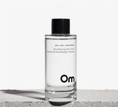 OM Organics BHA + AHA + Niacinamide Resurfacing Glow Tonic, 100Ml