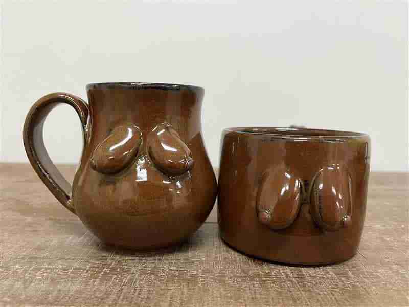 The Bitter Blonde Pottery Basic Boob Mug, Dark Brown