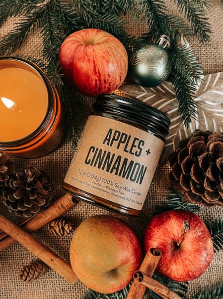 Lawrencetown Candle Co - Apples + Cinnamon, 7.2 Oz