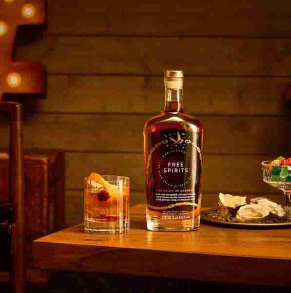 Free Spirits - The Spirit Of Bourbon Non Alcoholic Bourbon, 750Ml